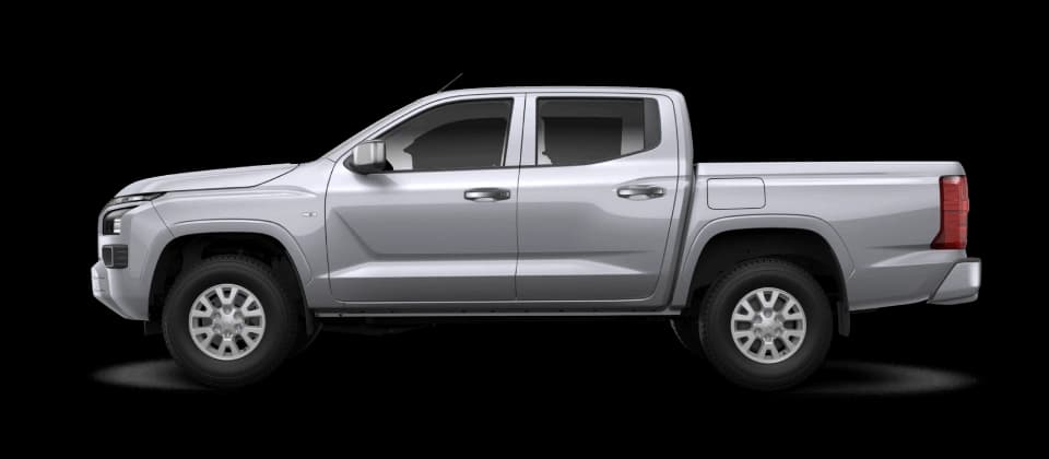 Mitsubishi Triton Trắng